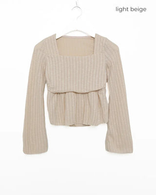 Square neck frill knit blouse