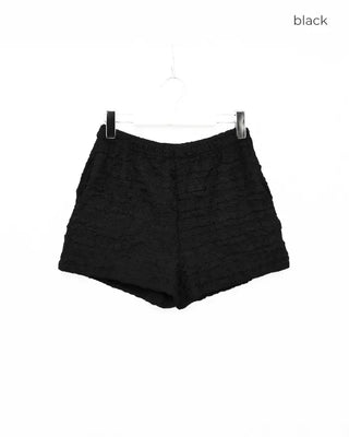 Embossed band shorts