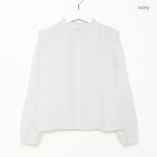 Shoulder frill blouse