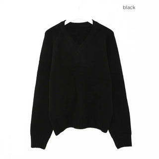 V-neck Bold Rib Sweater