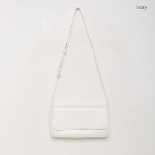 Wide shoulder bag