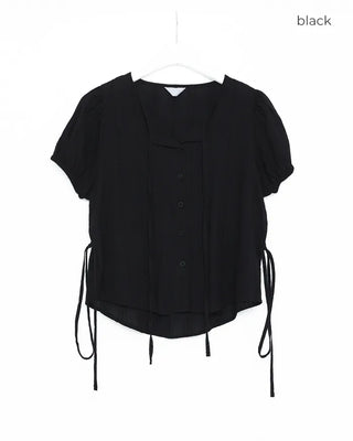 Lace-line pattern blouse