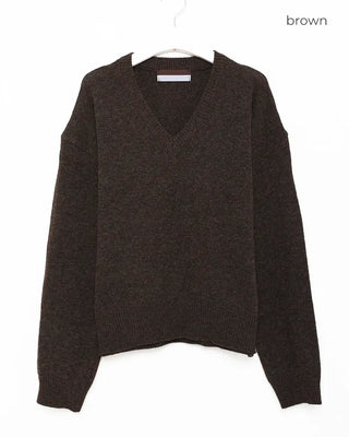 Lambswool V-neck knit