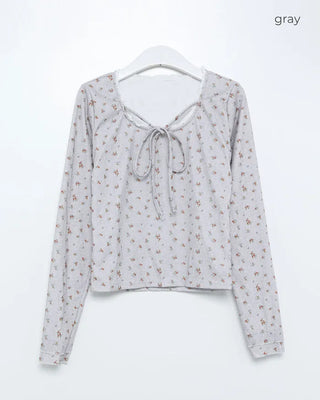 Jewel Neck String Flower T-Shirt