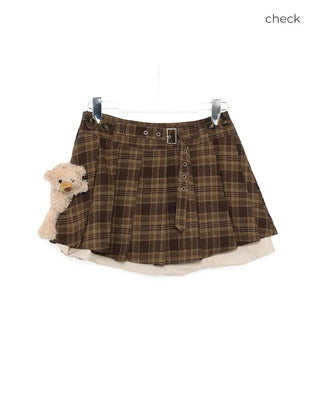 Animal brooch set with very short pleated skirt