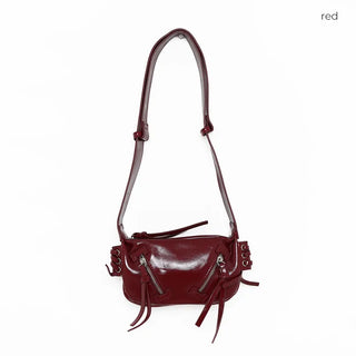 Zipper detail shoulder bag