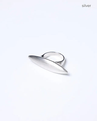 Oval Ring
