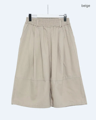 Two-pleat Bermuda shorts