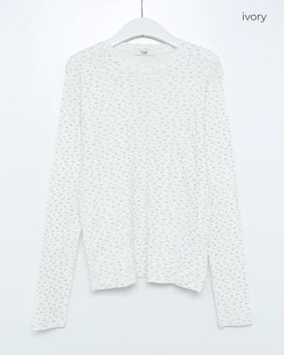 Flower pattern long-sleeved T-shirt