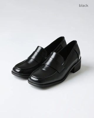 Square-line classic loafers