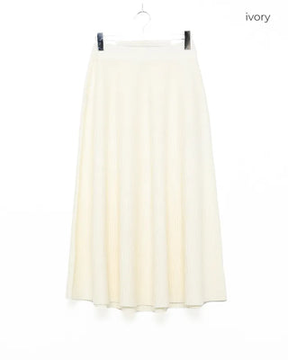 Shirred long knit skirt
