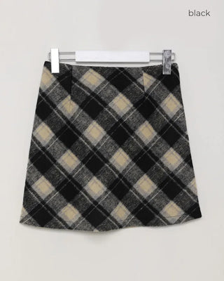 Cross-check mini skirt