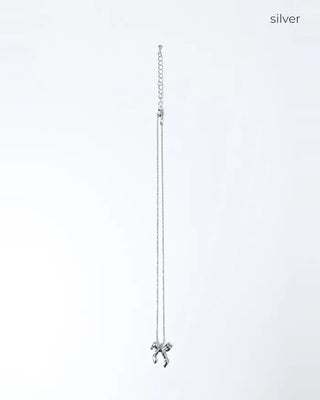 Ribbon pendant necklace