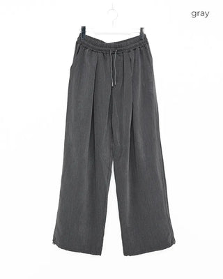 Wide-leg slacks with elastic waistband