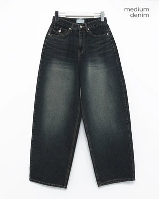 Back flap pocket, whiskered wash jeans