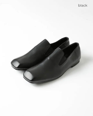 Square-toe simple loafers