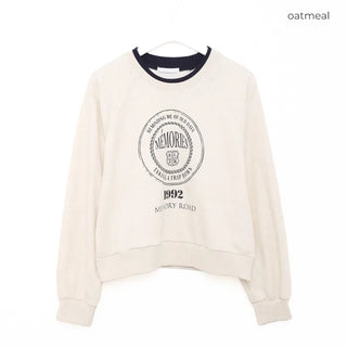 Two-tone neckline sweatshirt