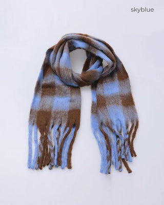 Daily check scarf