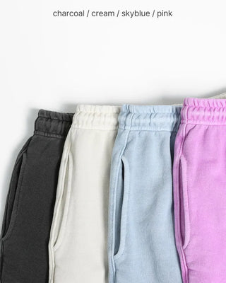 Pigmented sweatpants