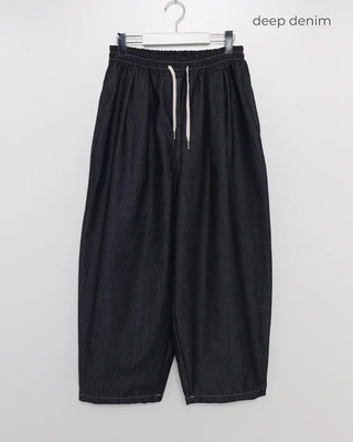 (Unisex) Two-pleat wide-leg pants