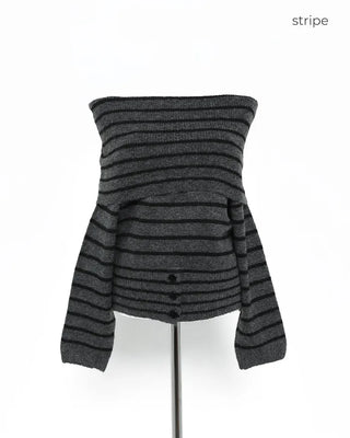 Button-point wide-neck off-shoulder knit