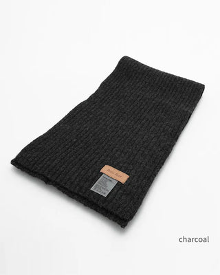Rib-knit scarf
