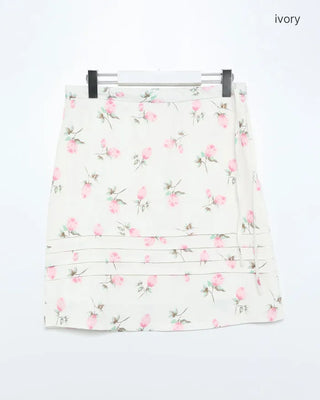 Flower-tucked midi skirt