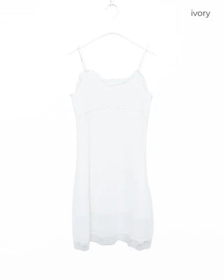 Bust-trace line lingerie dress