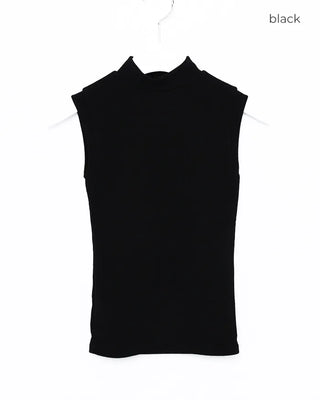 Mock neck slim feed sleeveless