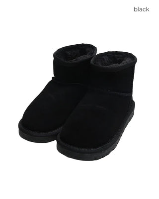 Short sheepskin boots