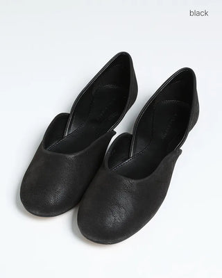 V-cut leather flat shoes