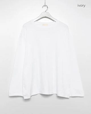 Basic long-sleeve T-shirt