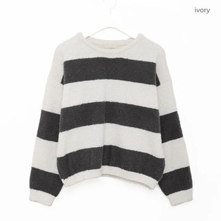 Bold Border Oversized Knit