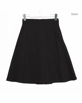 Pleated midi skirt
