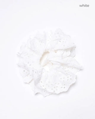 Lace scrunchie