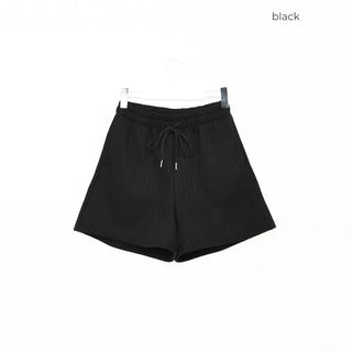 String knit shorts