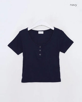 Button-down U-neck short-sleeved T-shirt