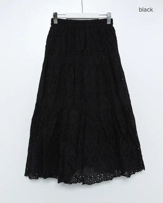Perforated lace long skirt