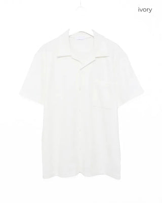 Simple short-sleeved colored shirt