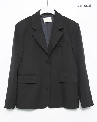 Center dart basic silhouette jacket