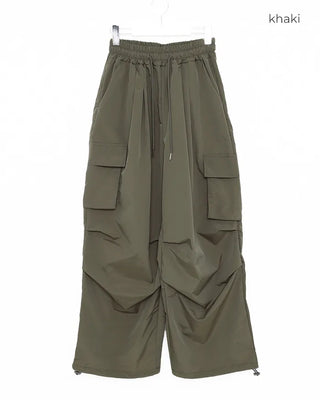 Side-tuck cargo pants