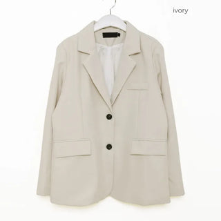 Back-button tailored jacket
