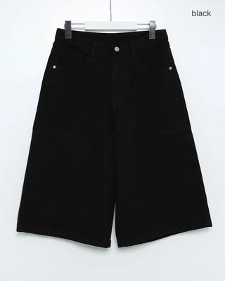 Basic Bermuda shorts