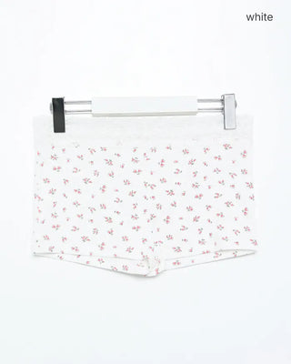 Wide Lace Waist Flower Rib Shorts