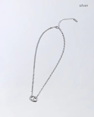 Line design lead necklace