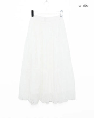 Perforated lace long skirt