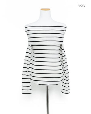 Border Slim Feed Off-Shoulder