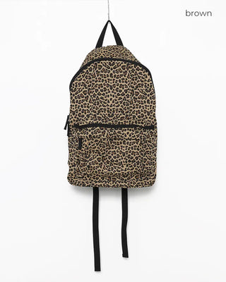 Leopard pattern backpack with zip pockets