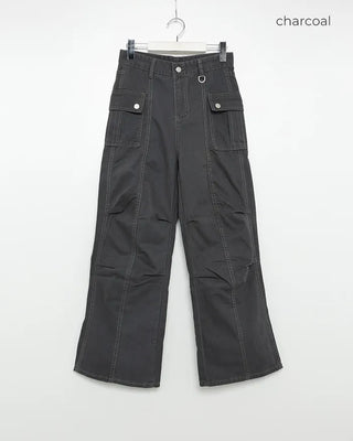 Semi-wide bootcut basket pants