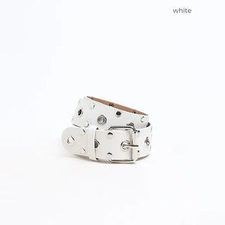 Eyelet belt